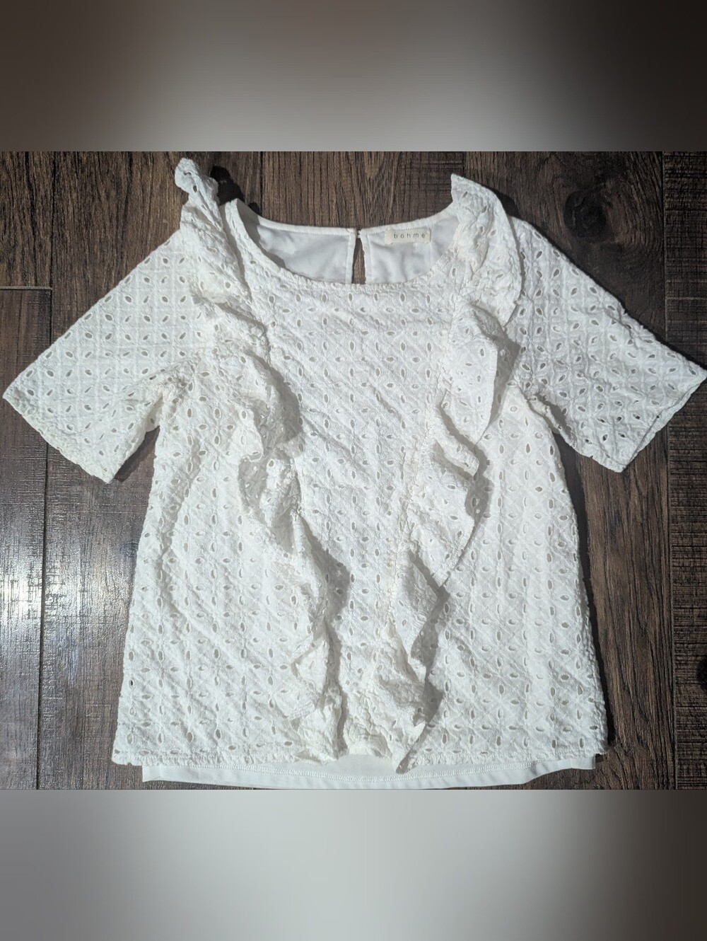 Bohme Girls Soft White Eyelet Blouse Flutter Accent Size XS Keyhole Back Button